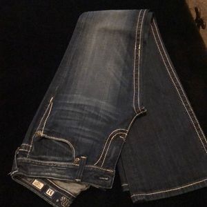Miss Me Jeans. Size 31. JP5369B9 Boot Cut Dark Wash.